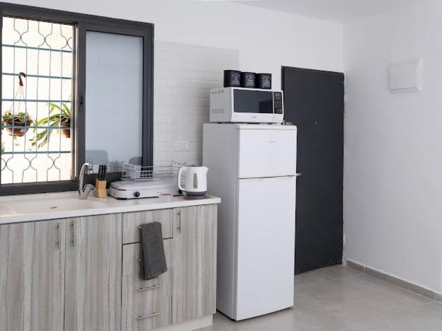Cousy Suite Studio Йерусалим Екстериор снимка